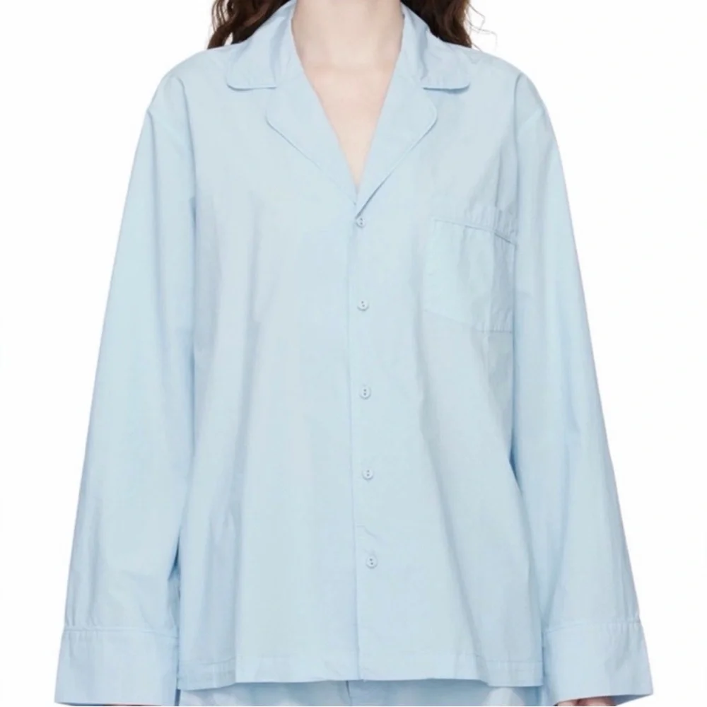 SKIMS Poplin Unisex Sleep Pant and Shirt in color Glacier (SOLD AS SET) - Picture 3 of 6